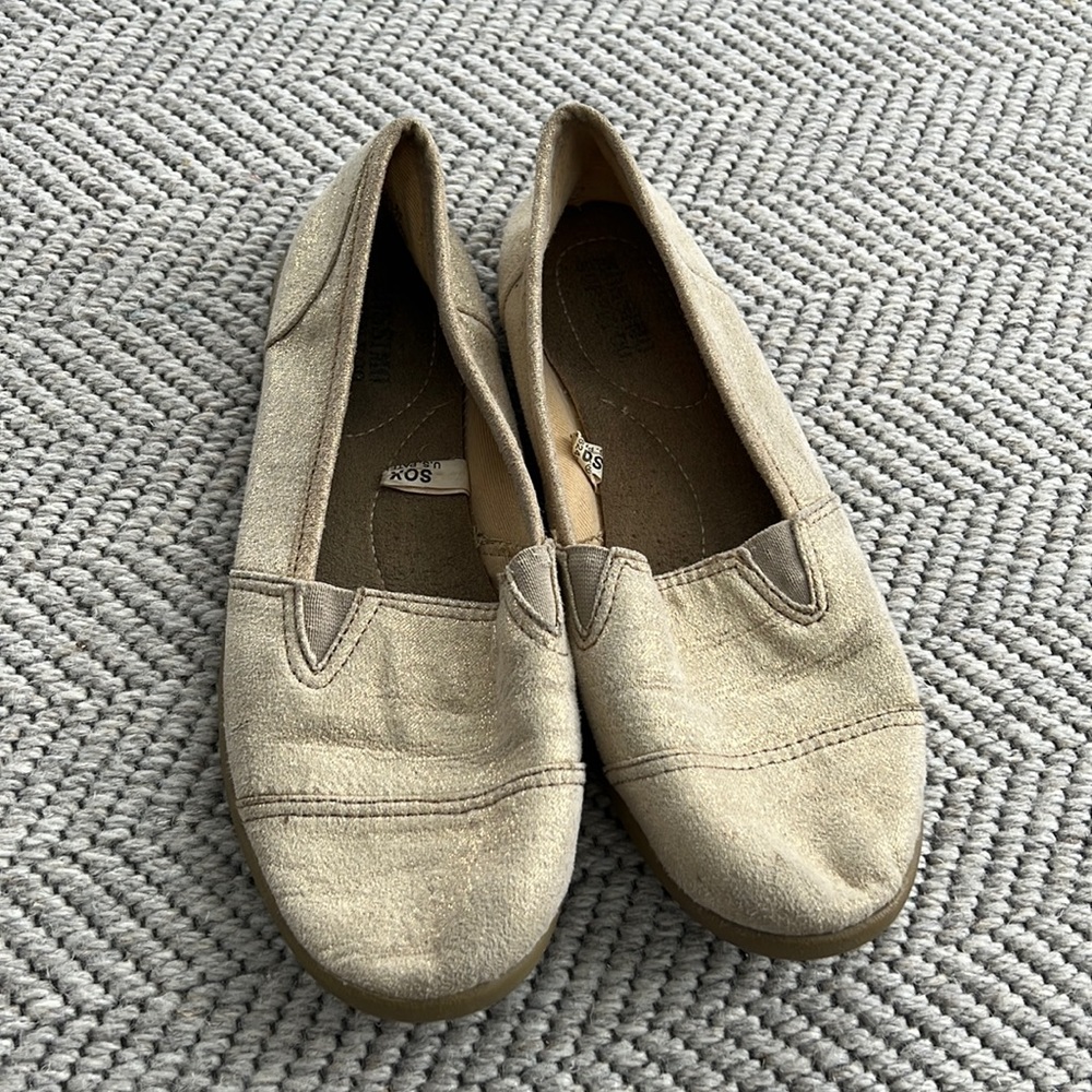 Slip on shoes